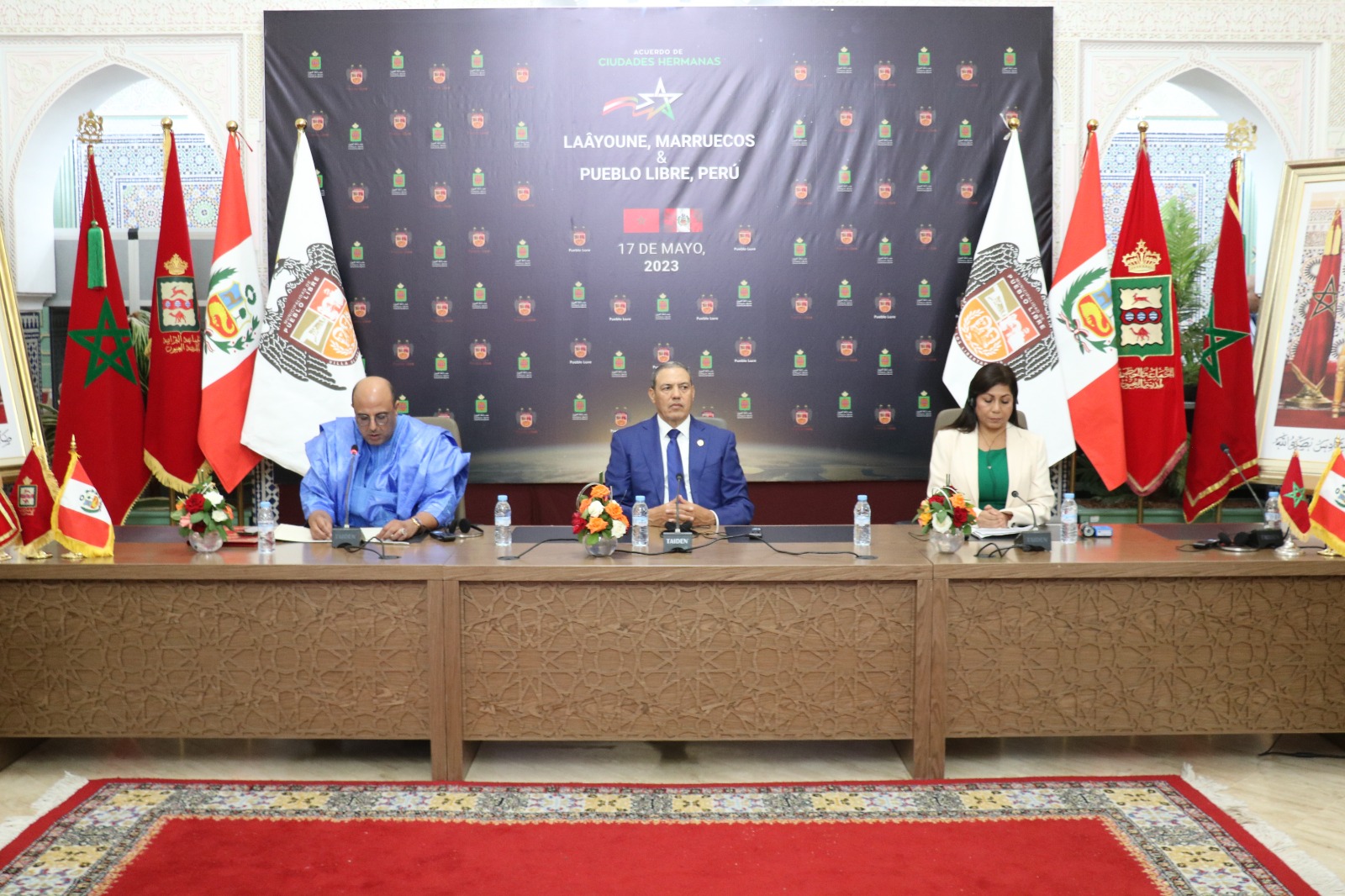 المغرب-البيرو: توقيع اتفاقية توأمة بين العيون وبلدية “بويبلو ليبري”