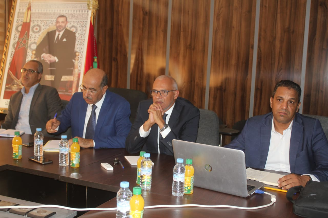 “رؤية ناجحة للدخول المدرسي 2024/2023: خارطة الطريق ومستقبل التعليم بالعيون”