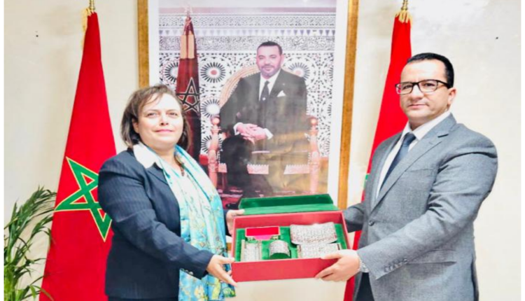 رئيس جماعة السمارة يلتقي وزيرة التضامن بالرباط