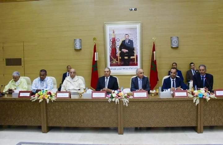 زير التربية الوطنية والتعليم الأولي والرياضة يترأس مراسم تنصيب حمدي كريطا، مديرا للأكاديمية الجهوية للتربية والتكوين لجهة العيون الساقية الحمراء.