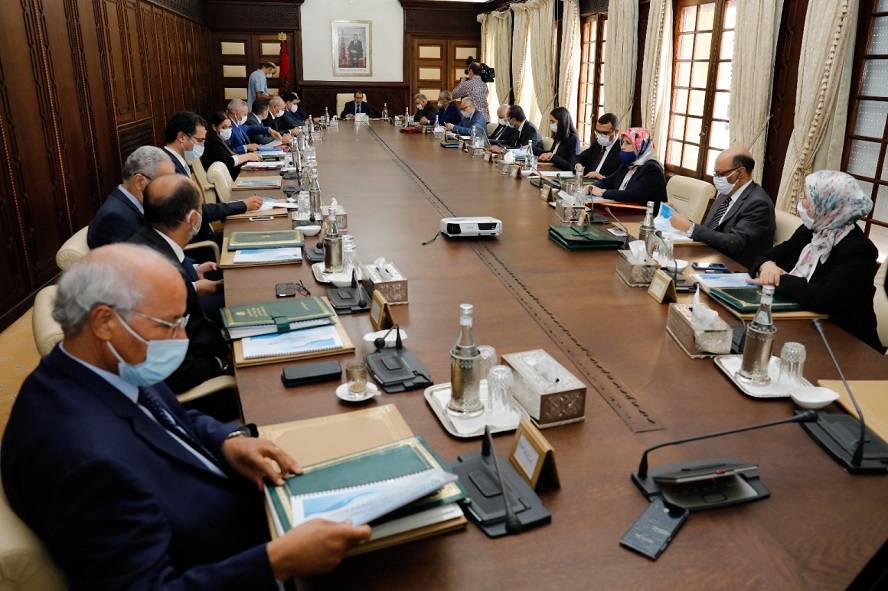 <br><br>مجلس<br>الحكومة يصادق على مشروع قانون يتعلق بإصلاح المراكز الجهوية للاستثمار وبإحداث<br>اللجان الجهوية الموحدة للاستثمار<span style="font-size: 24pt; font-family: "Readex Pro", serif;"></span><br><br>