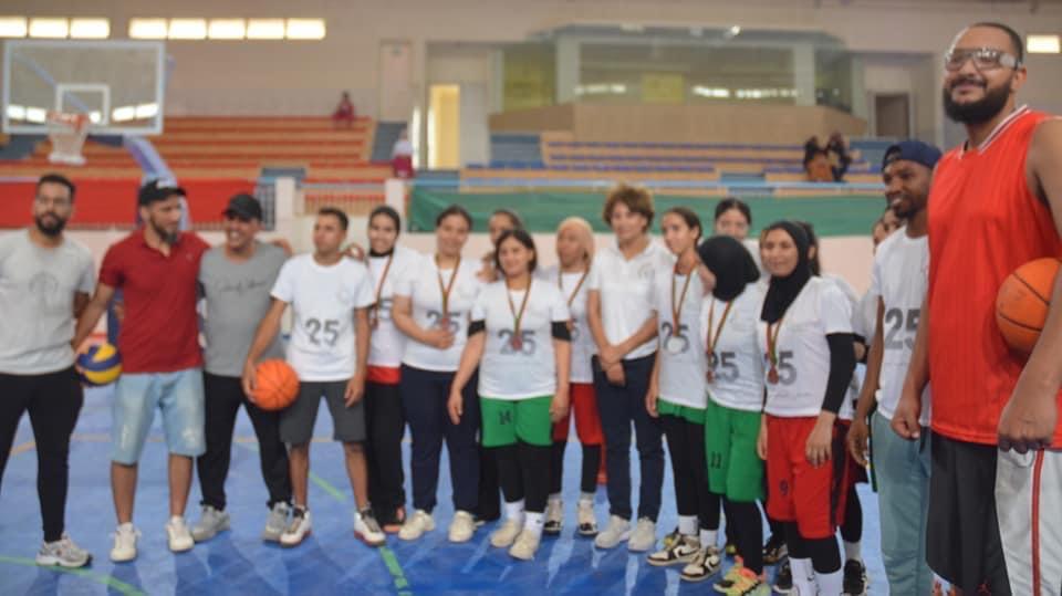 القافلة الوطنية للرياضة الجماهيرية تحتفل بالذكرى الفضية لتربع صاحب الجلالة الملك محمد السادس على عرشه .