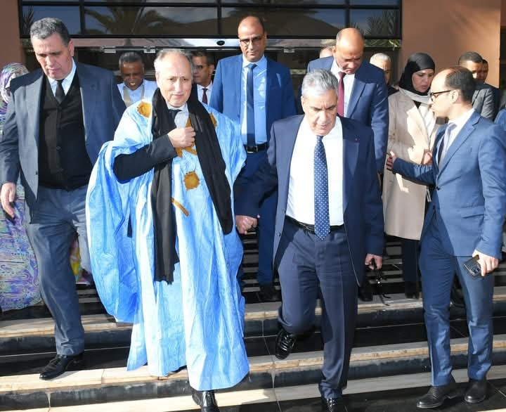 وزير التربية الوطنية والتعليم الأولي والرياضة يترأس أشغال الدورة العادية للمجلس الإداري للأكاديمية الجهوية للتربية والتكوين لجهة كلميم واد نون.