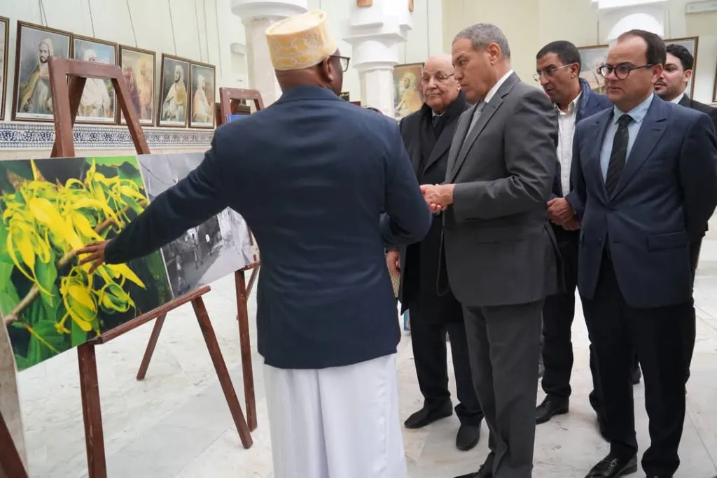 القنصلية العامة لجمهورية القمر المتحدة تنظم حفلا بحضور والي جهة العيون الساقية الحمراء