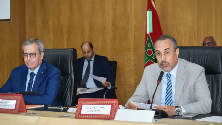 مجلس جهة الداخلة وادي الذهب يعقد دورته العادية لشهر مارس ويصادق على مجموعة من الاتفاقيات التنموية