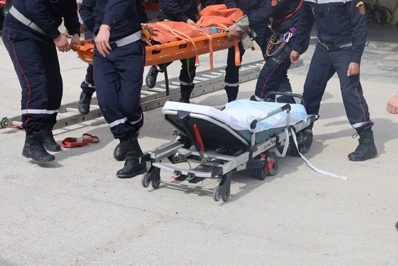 صاعقة رعدية تودي بحياة ستيني وتصيب سيدة بجروح في برشيد