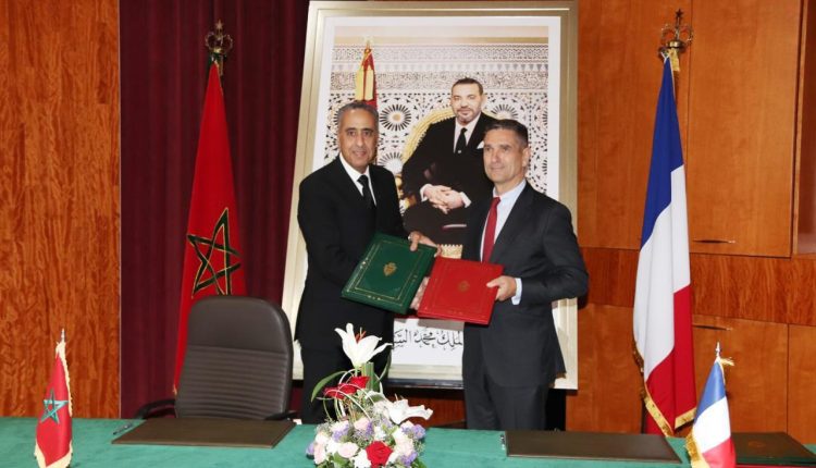 المغرب وفرنسا يوقعان مخطط عمل أمني لتعزيز التعاون في مكافحة الجريمة المنظمة والإرهاب